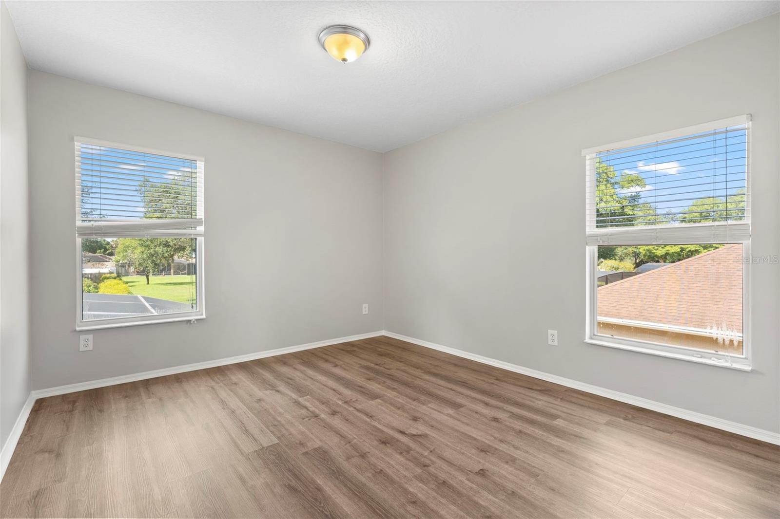 CHAPMAN GROVES - Residential
