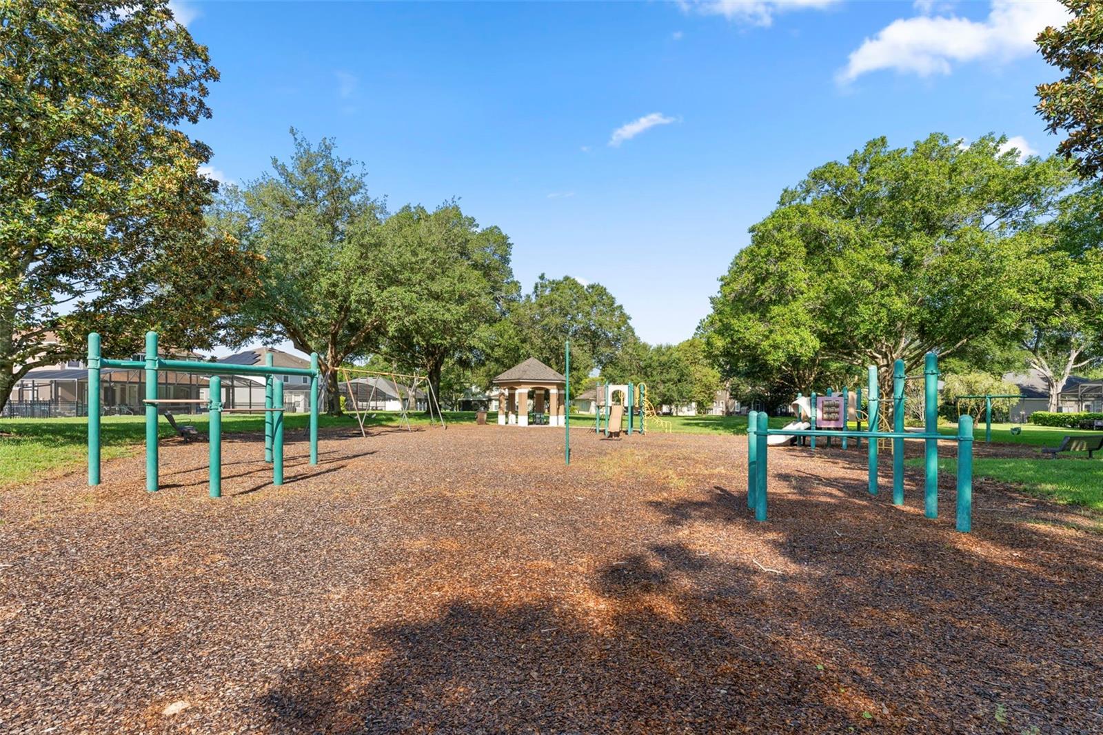 CHAPMAN GROVES - Residential