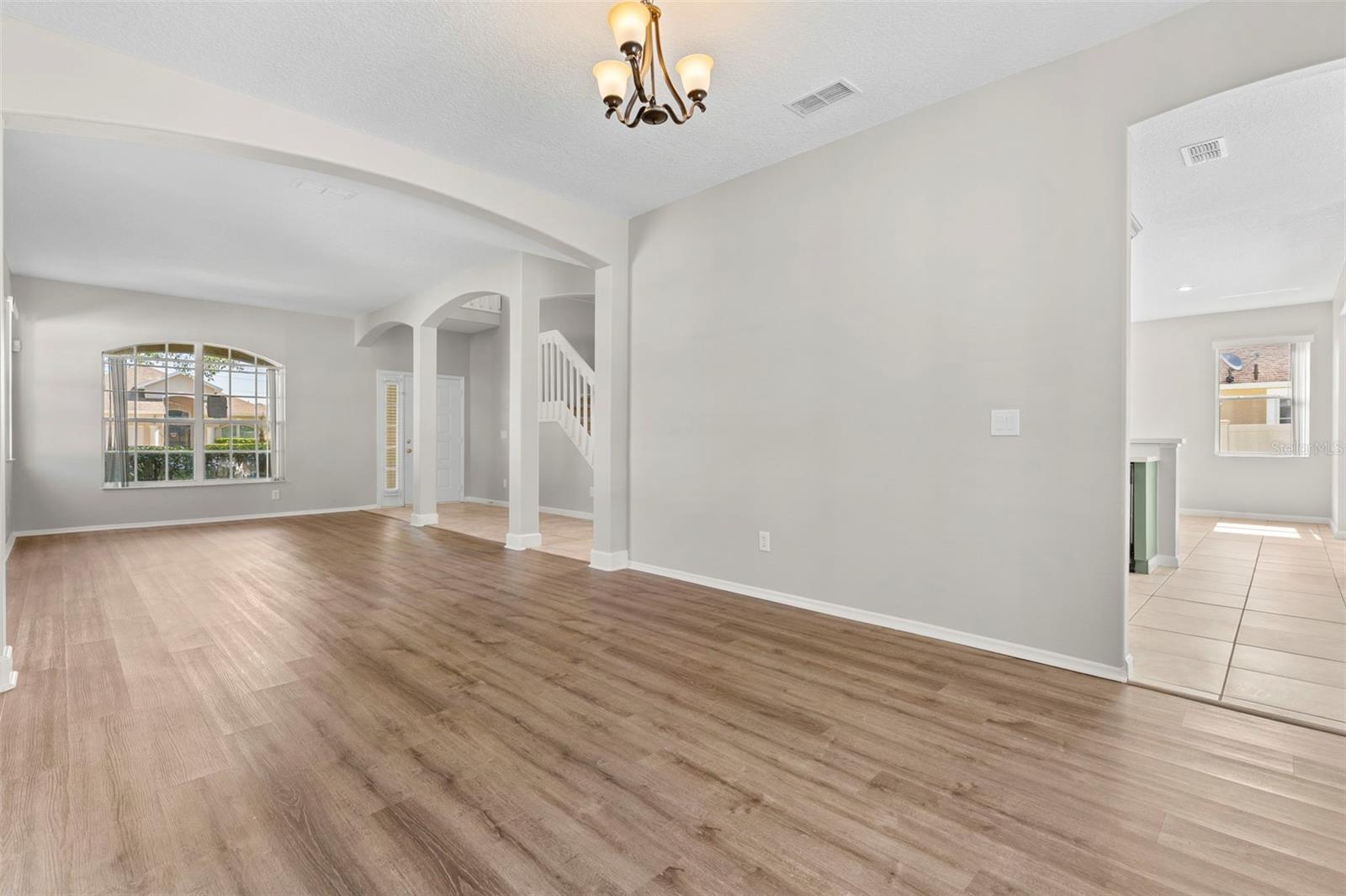 CHAPMAN GROVES - Residential