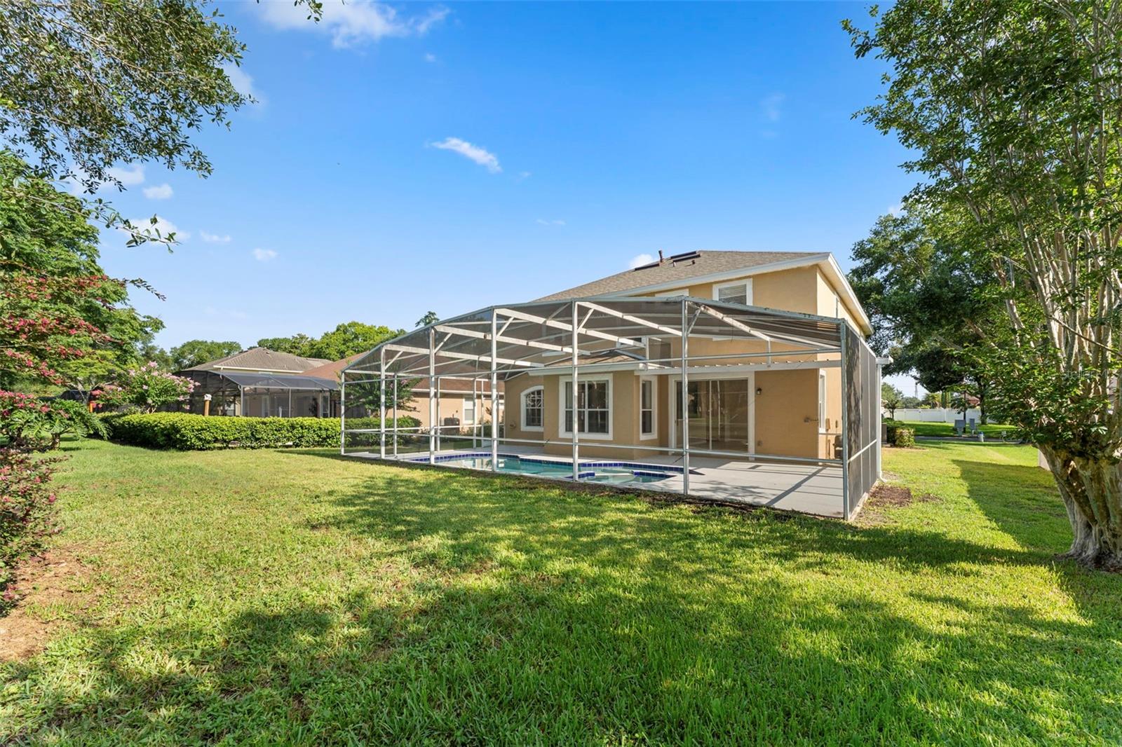 CHAPMAN GROVES - Residential