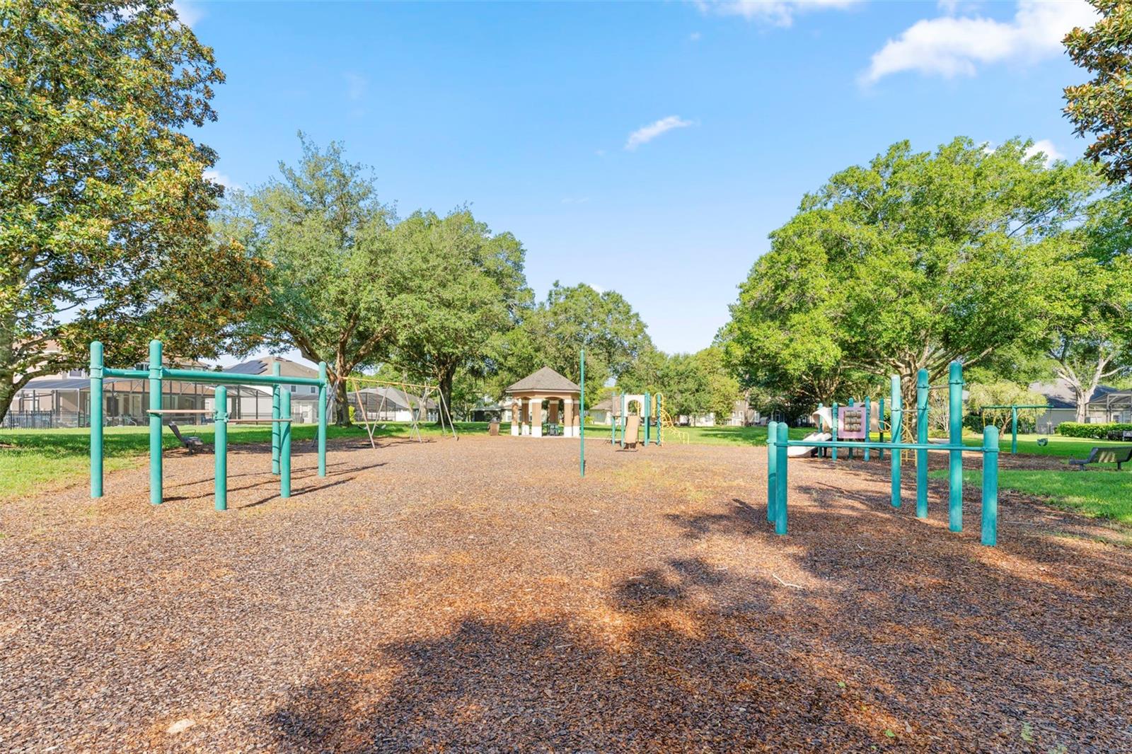 CHAPMAN GROVES - Residential