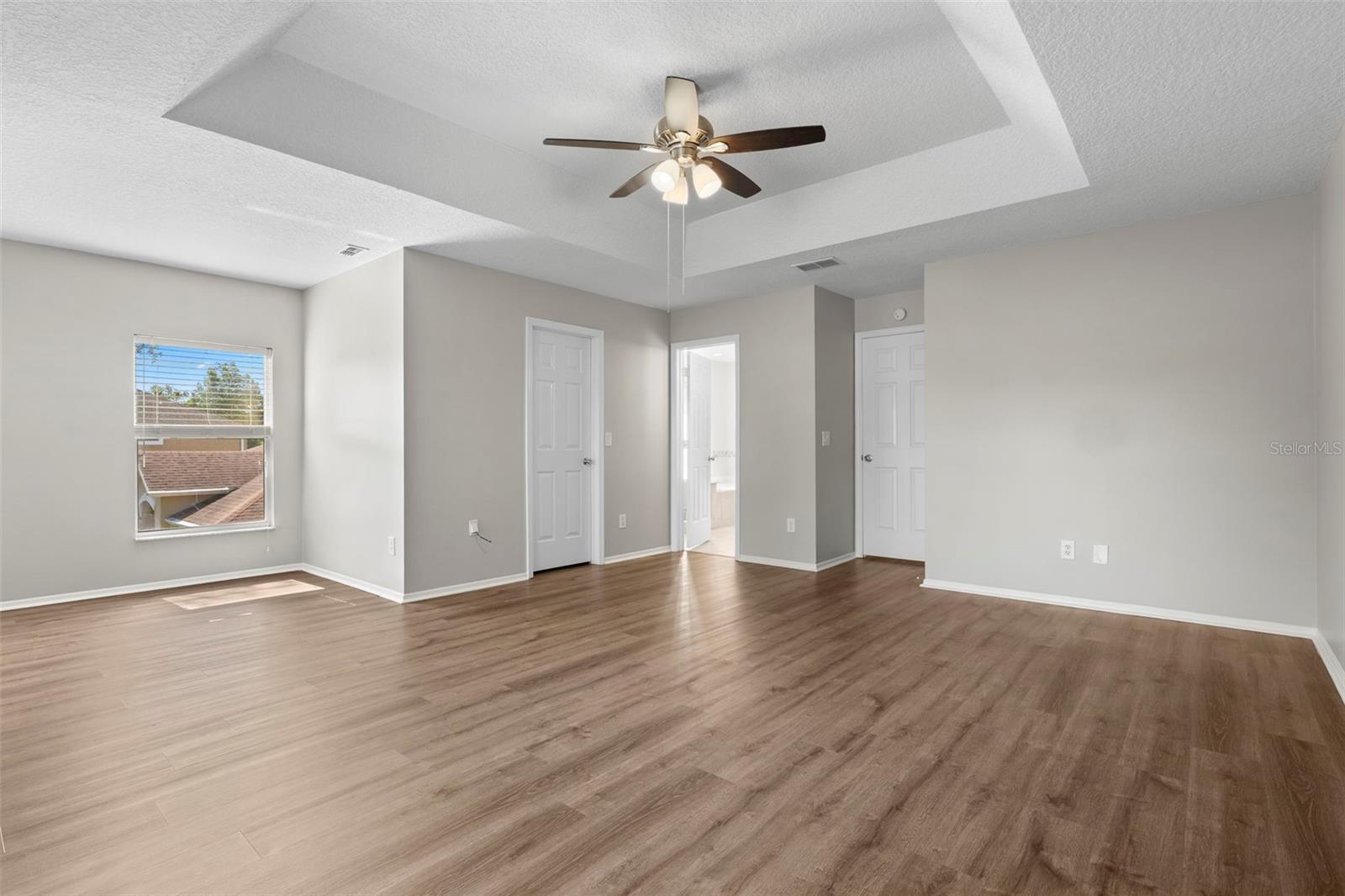 CHAPMAN GROVES - Residential
