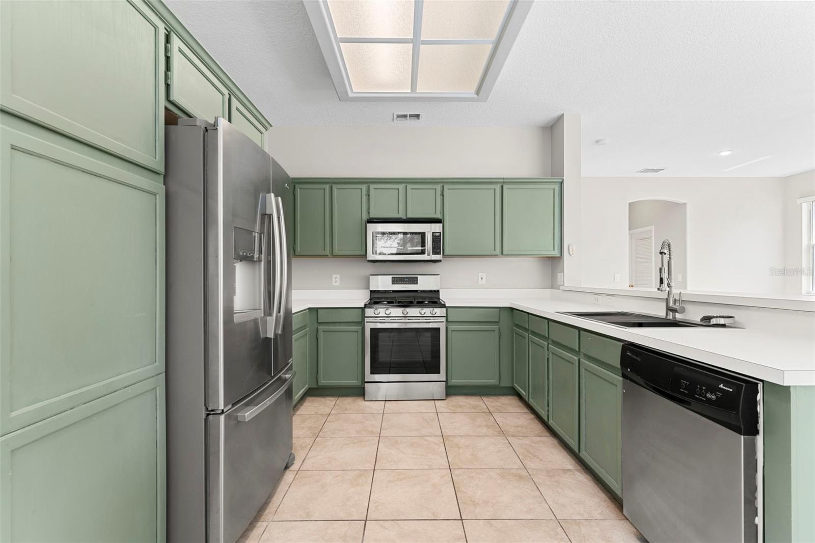 CHAPMAN GROVES - Residential
