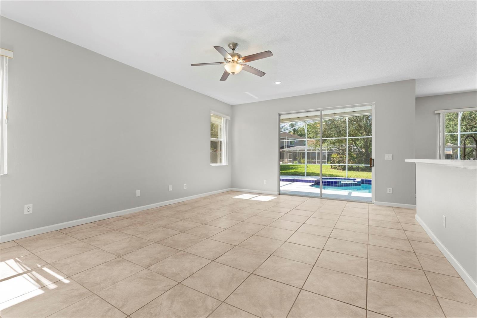 CHAPMAN GROVES - Residential