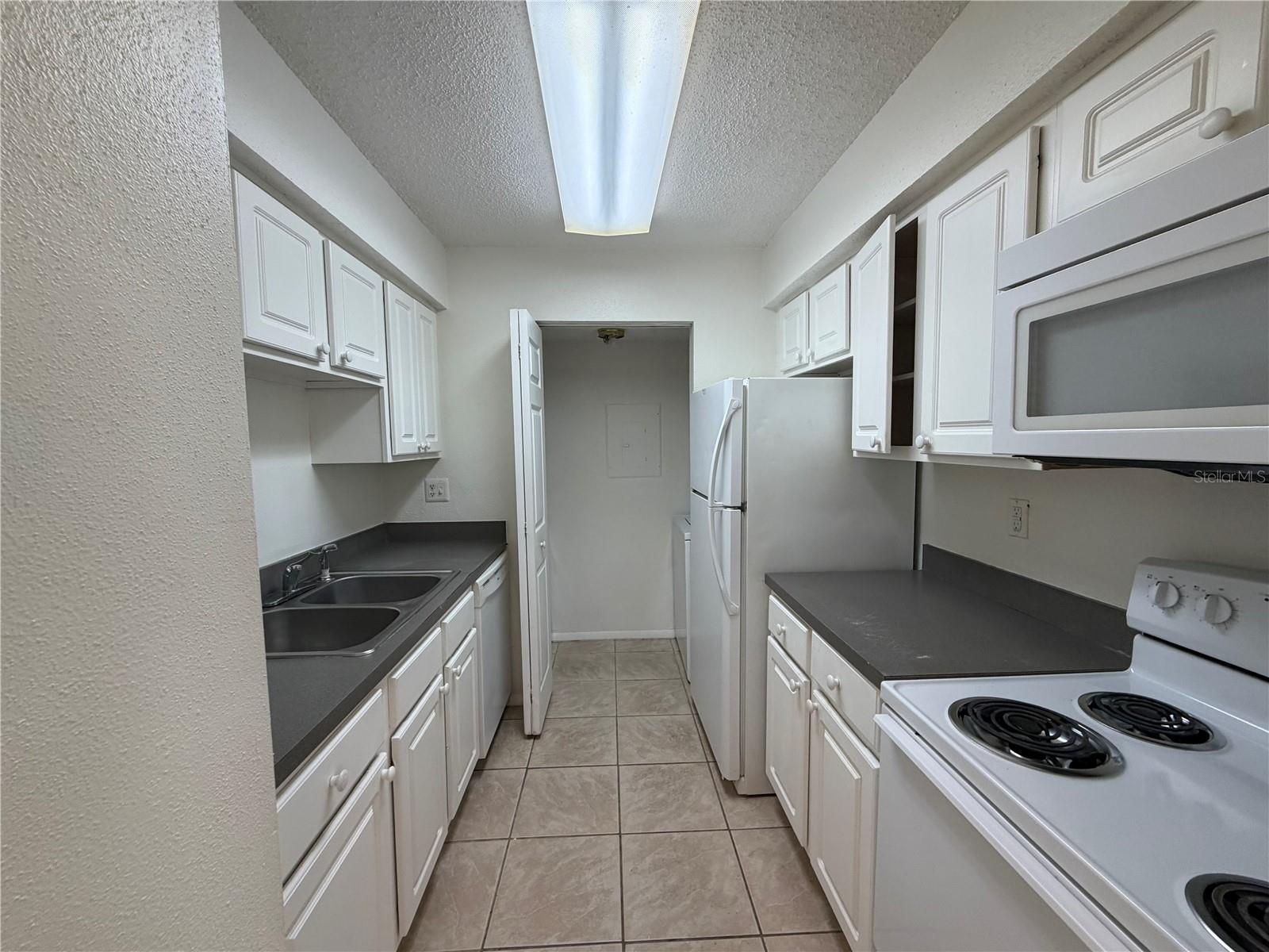 CABANA KEY A CONDO - Residential