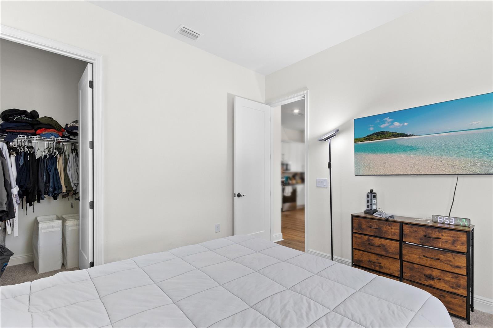 LAUREATE PARK - Residential Lease