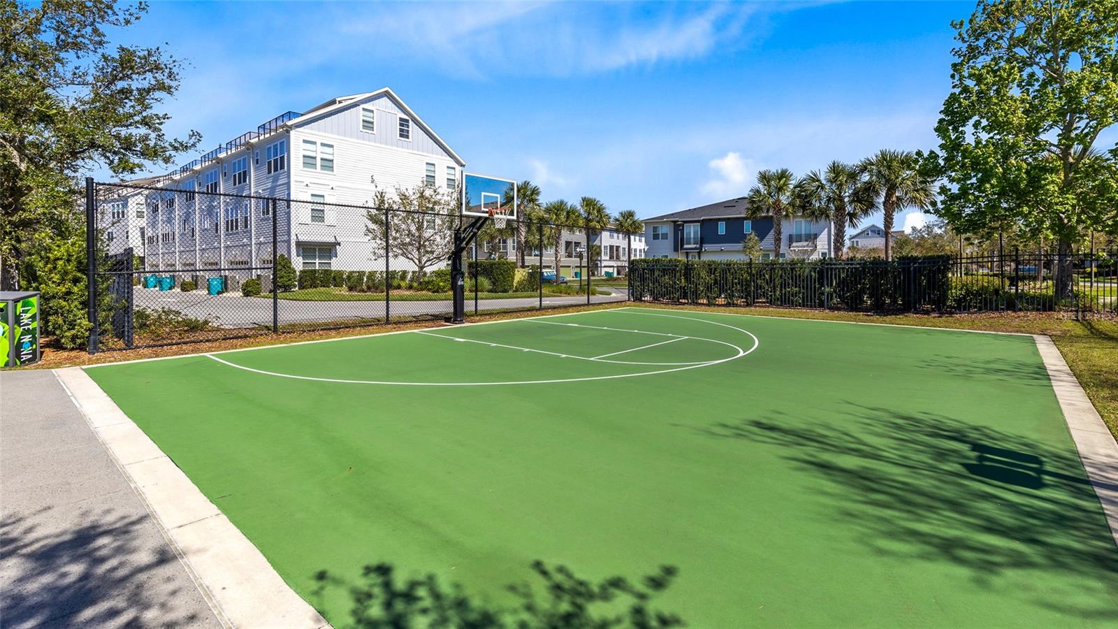 LAUREATE PARK - Residential Lease