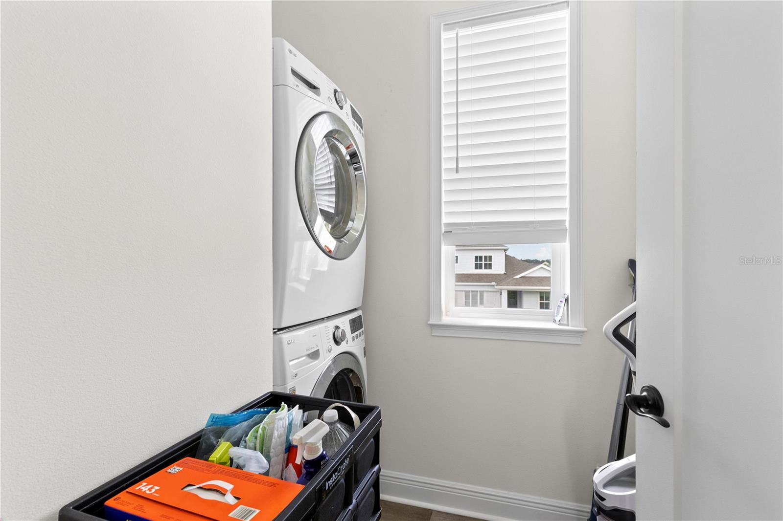 LAUREATE PARK - Residential Lease