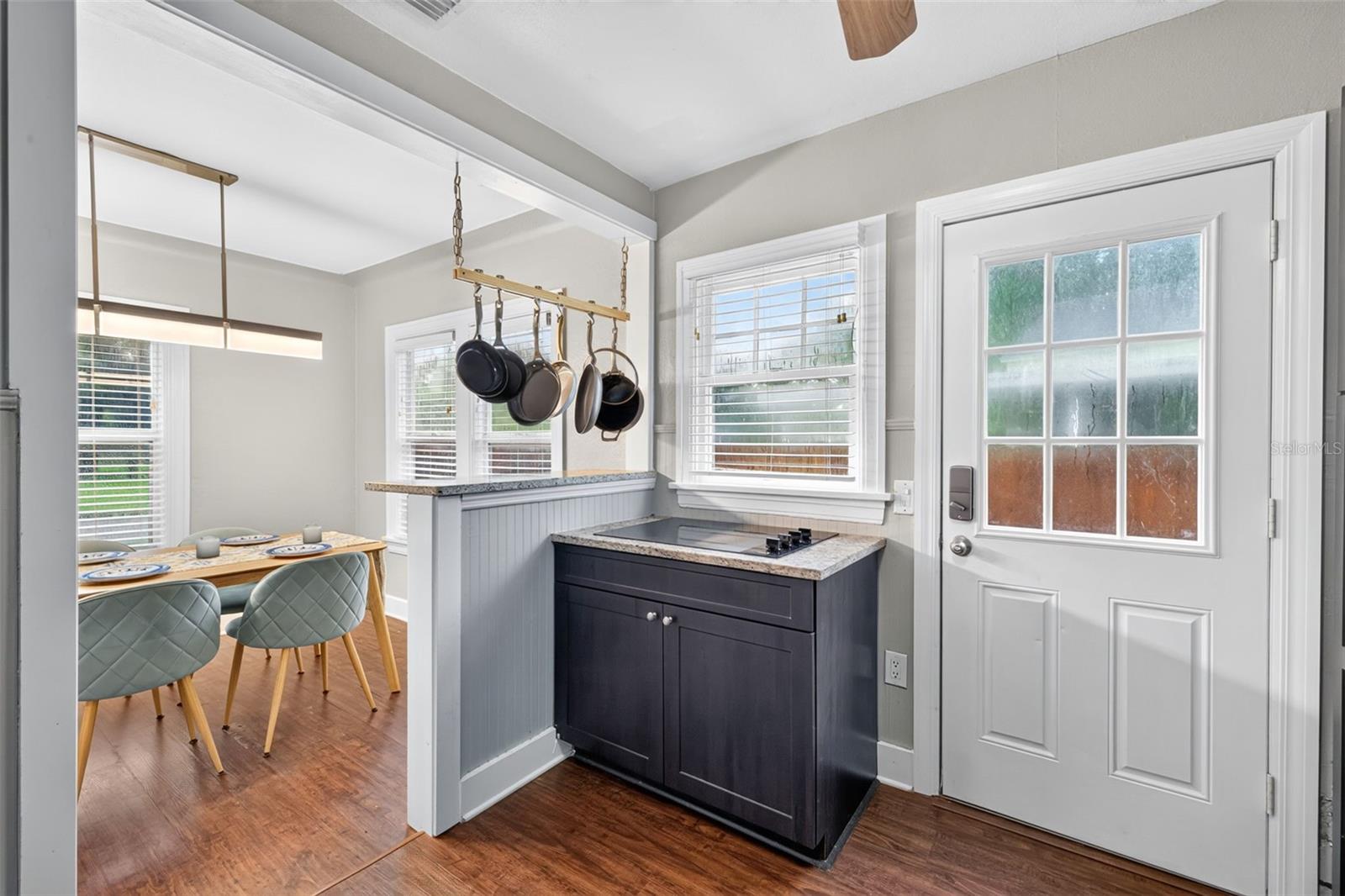 FLORAL VILLA ESTATES REP - Residential