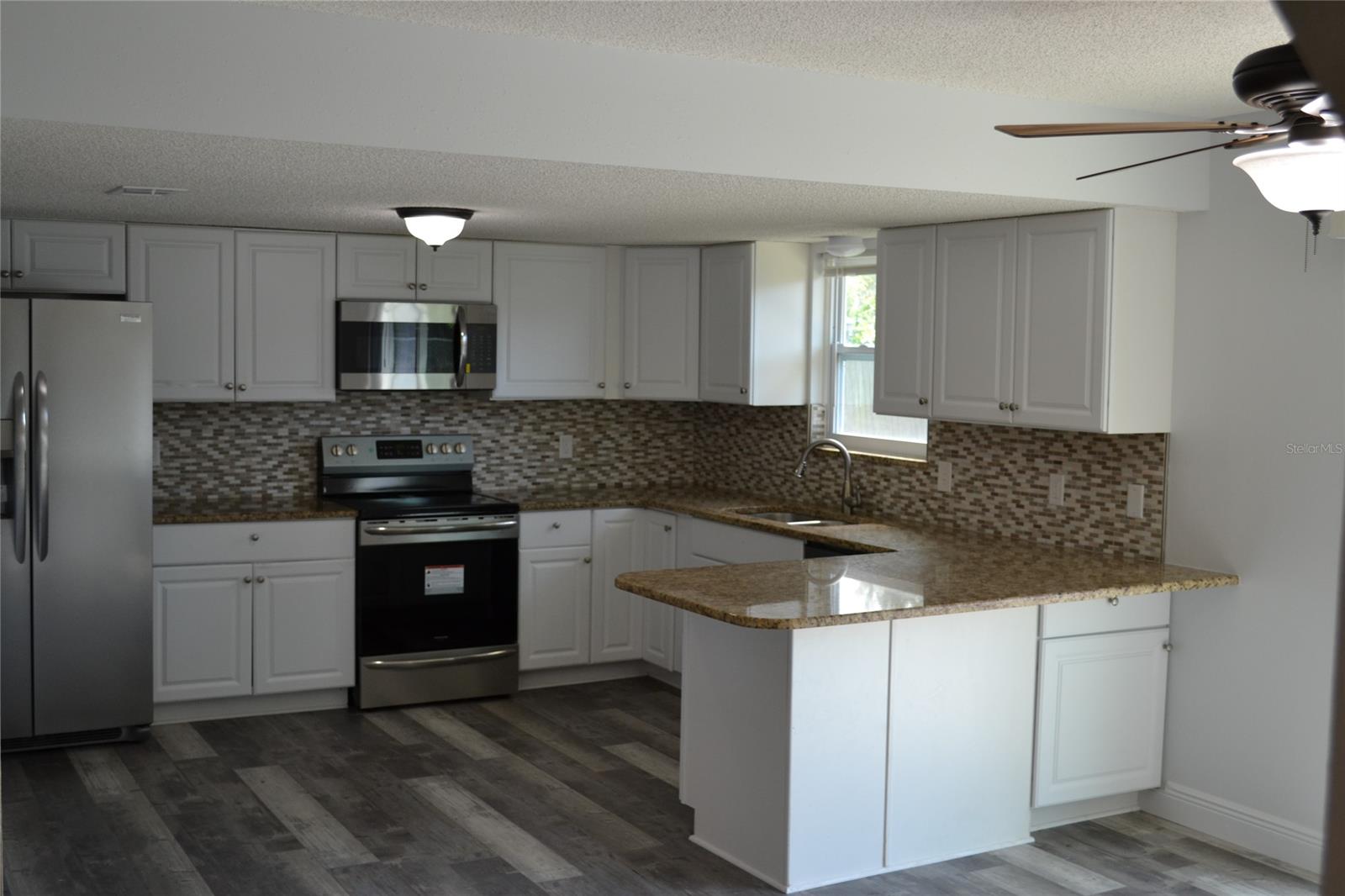 Florida Shores 01 - Residential