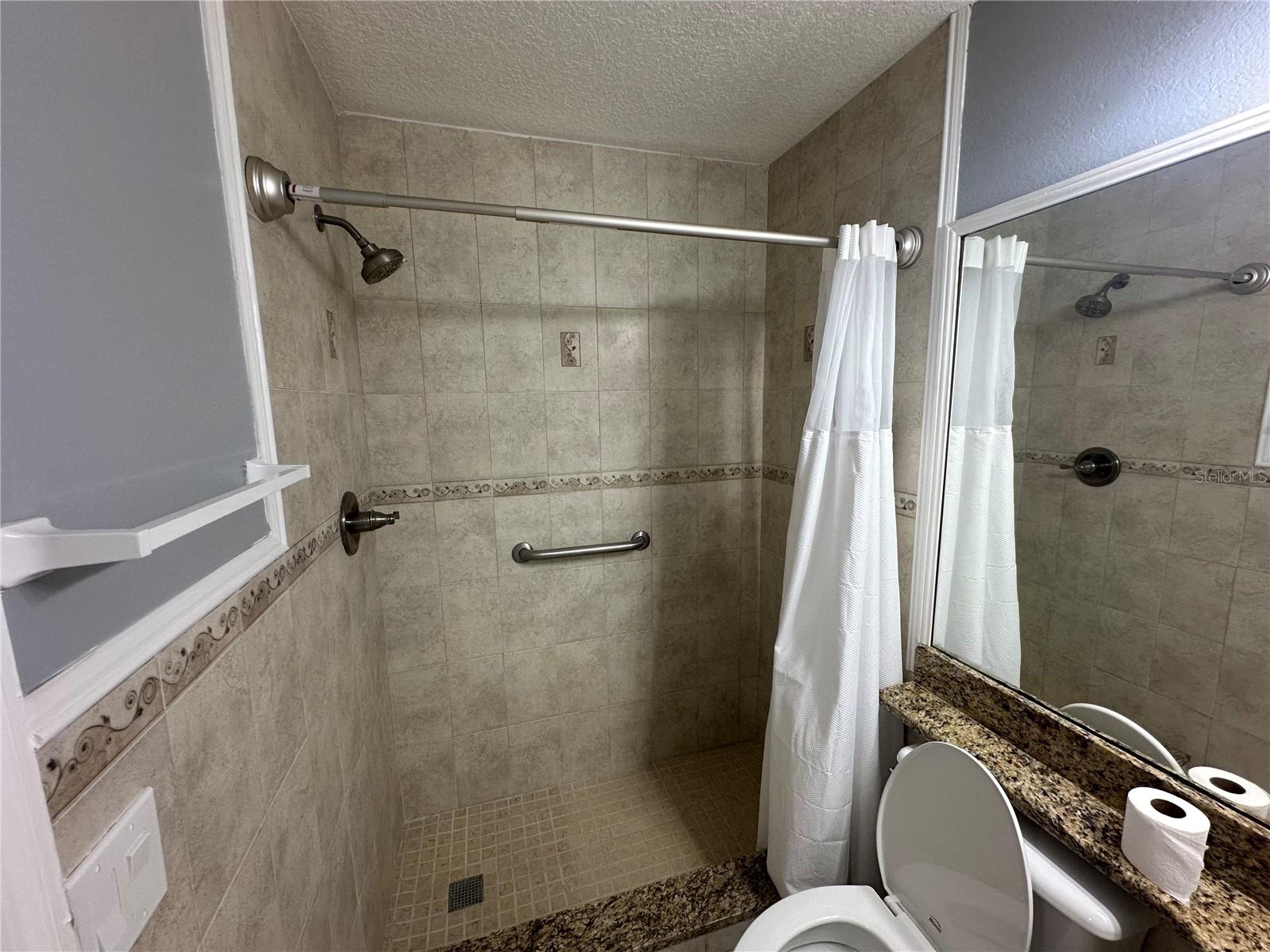 OSPREY COVE AT THE OAKS CONDO PH 11 - Residential