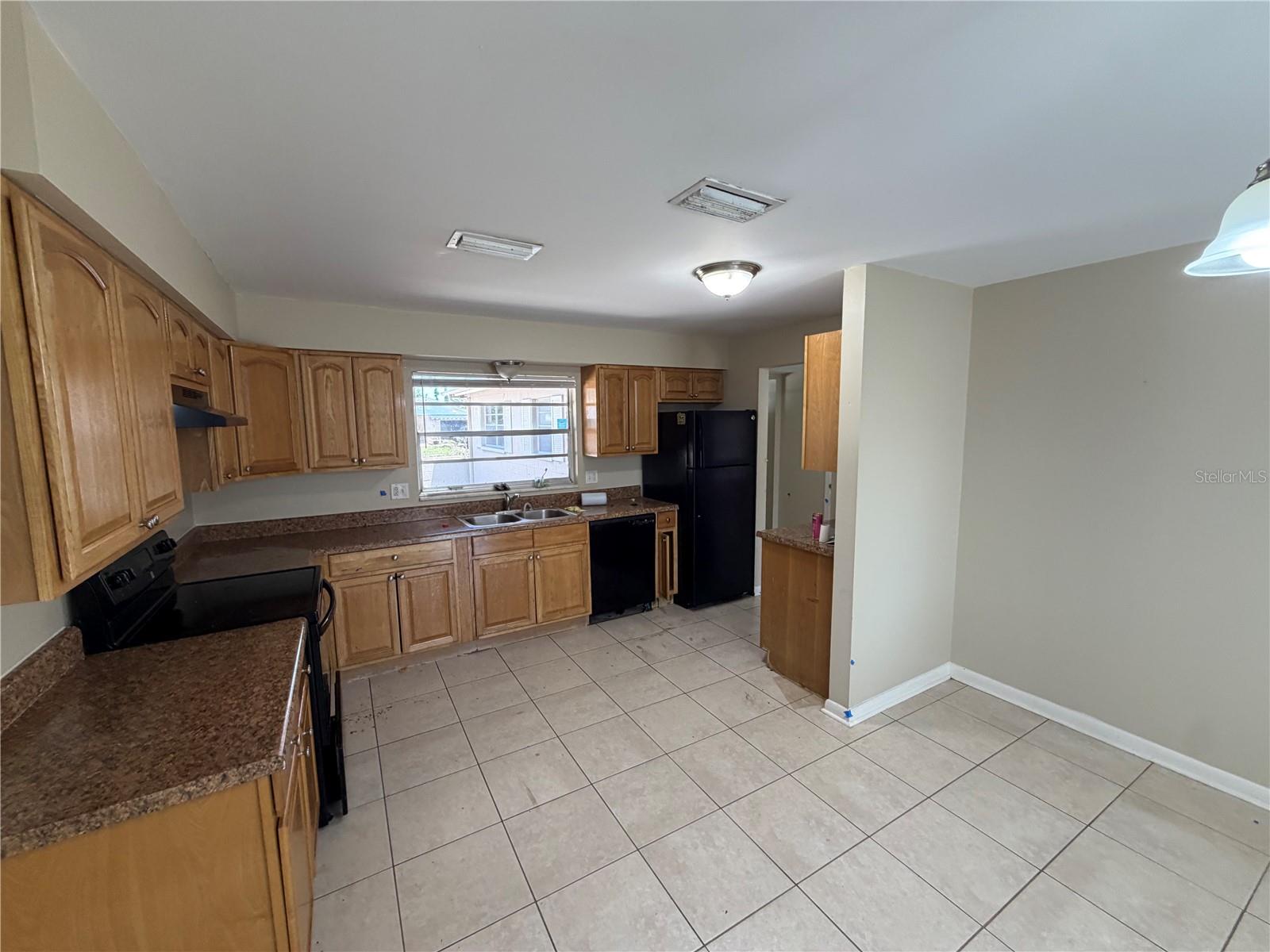 COLLEGE GREEN ESTATES - Residential