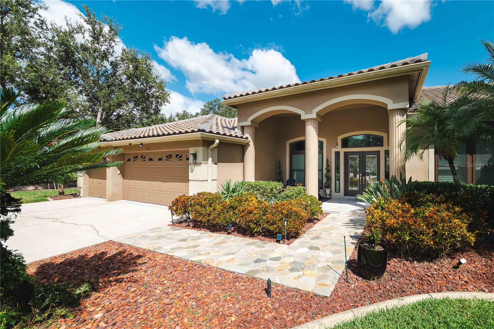 DIAMOND CREST - Residential