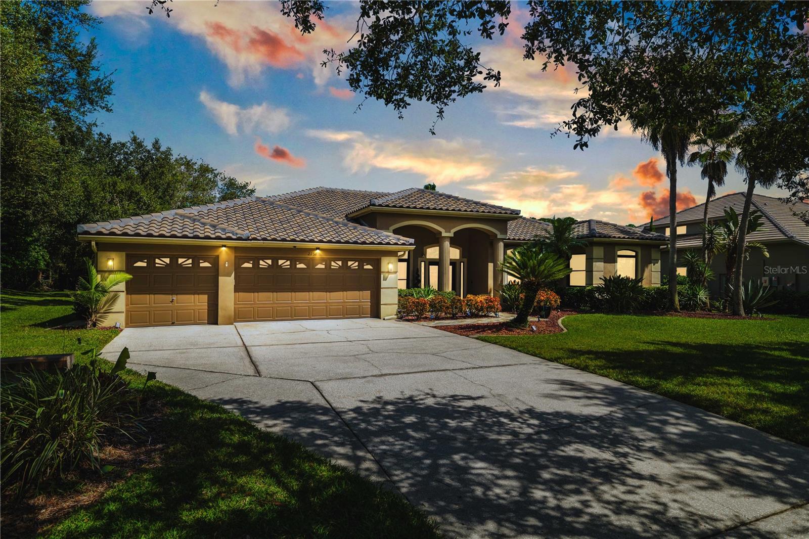 DIAMOND CREST - Residential