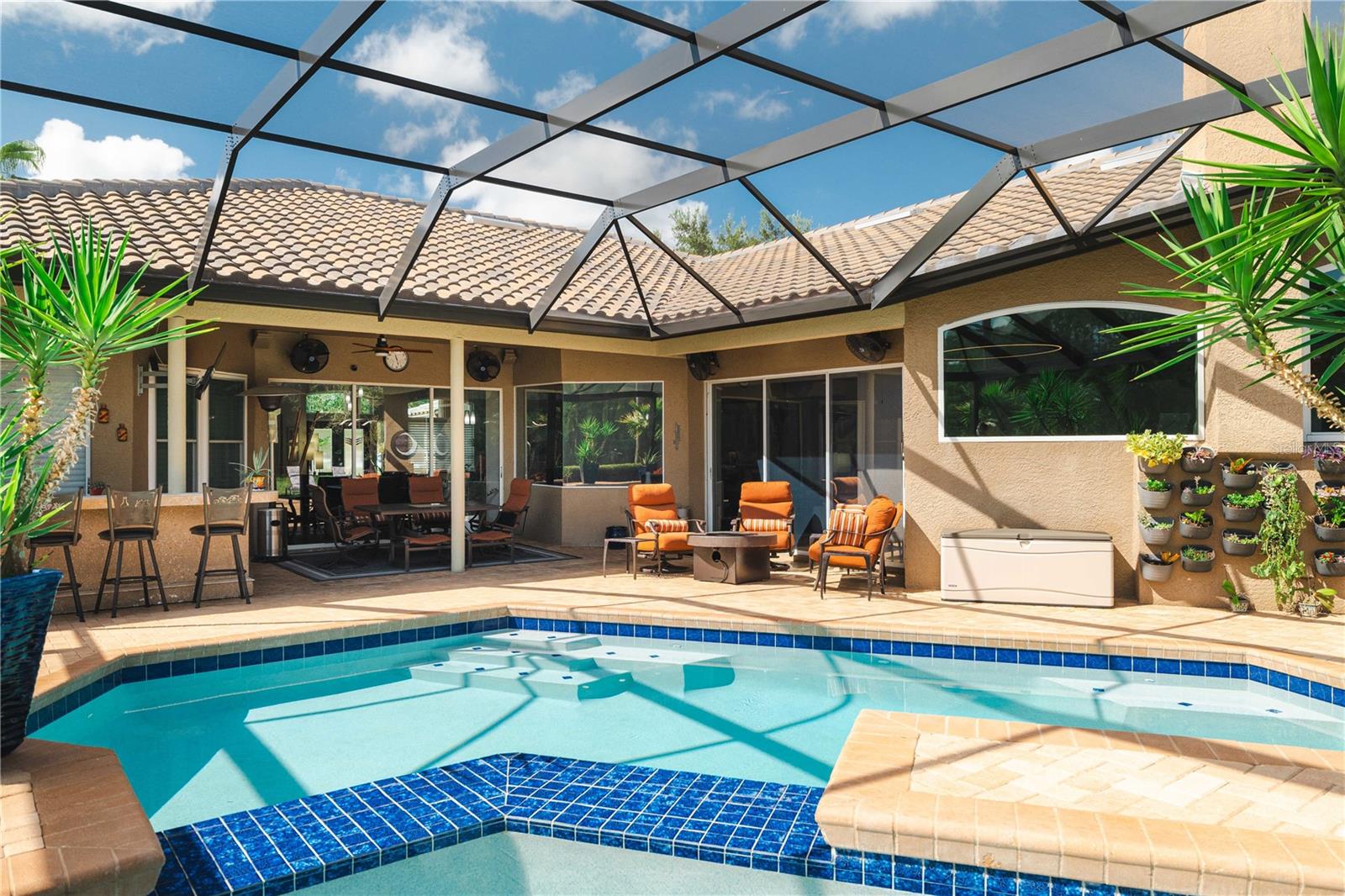 DIAMOND CREST - Residential