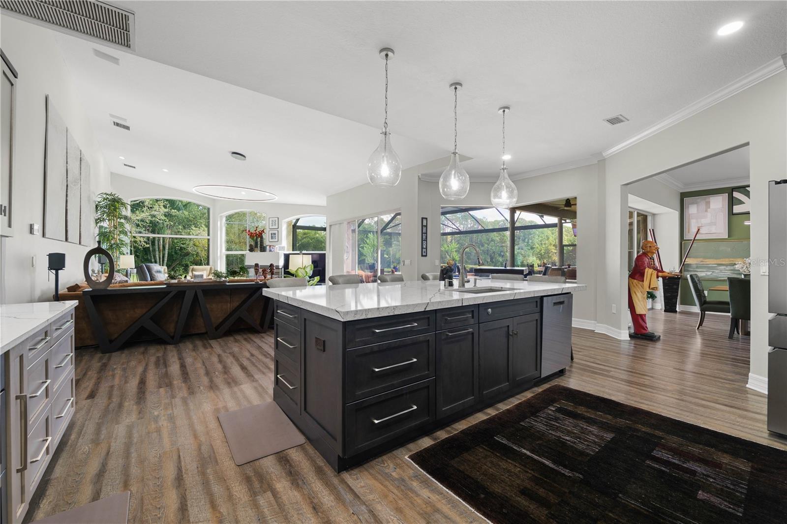 DIAMOND CREST - Residential