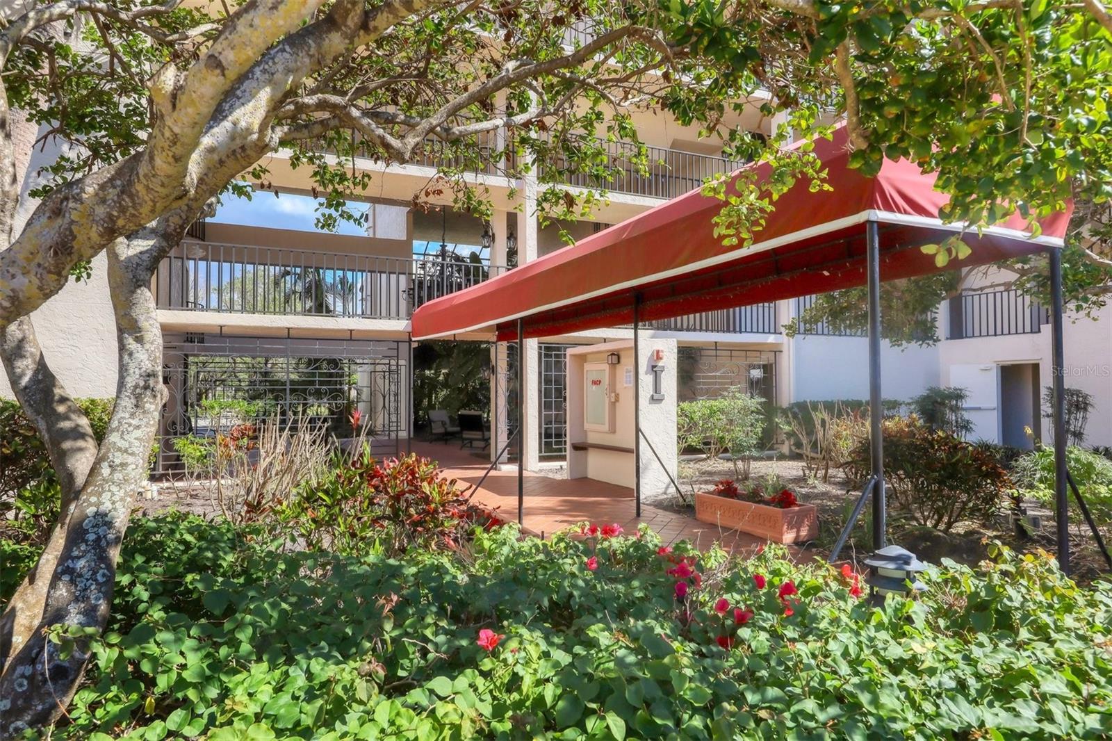 EXCELSIOR BEACH TO BAY 5 - Residential