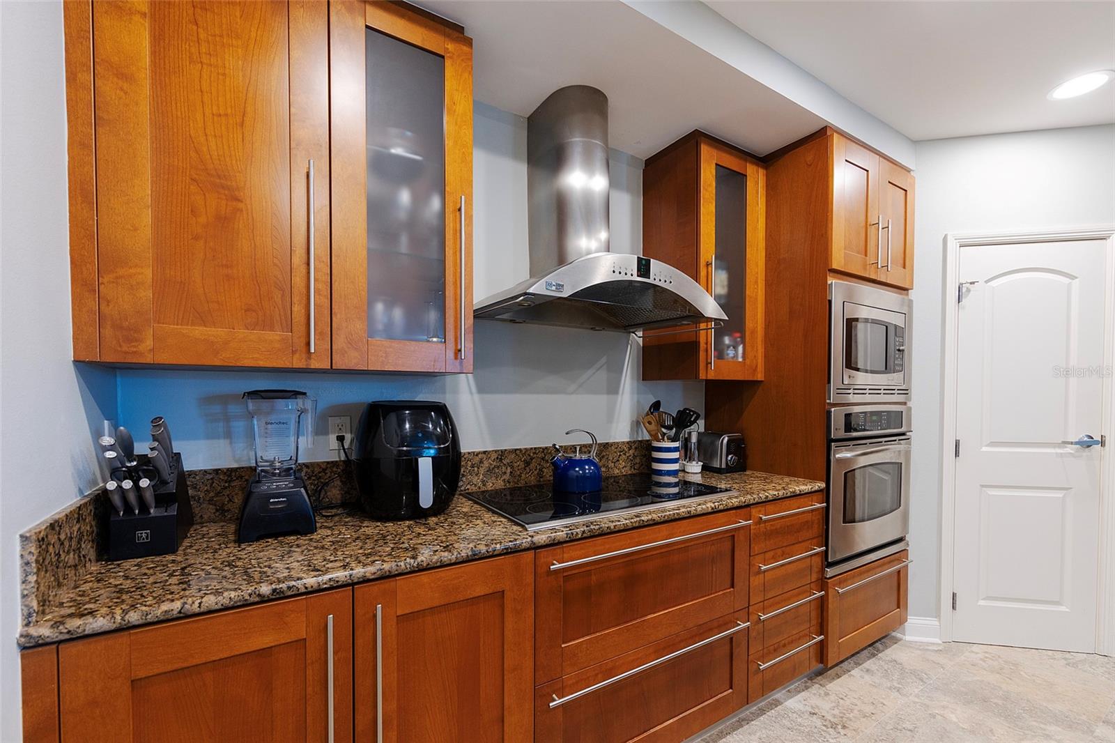 OCEAN VILLAS CONCOMINIUM - Residential