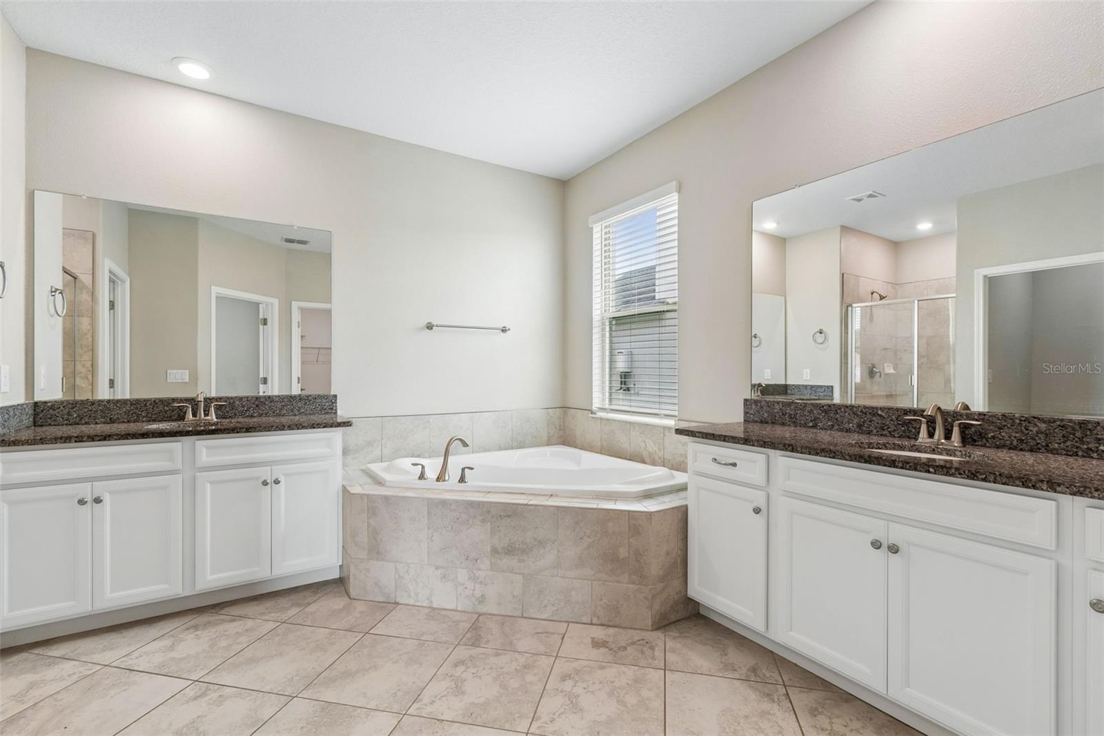 BRIARWINDS - Residential