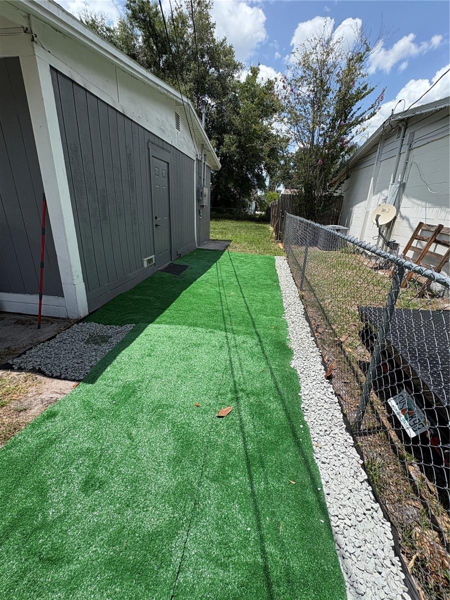 BONNEVILLE SEC 01 - Residential Lease