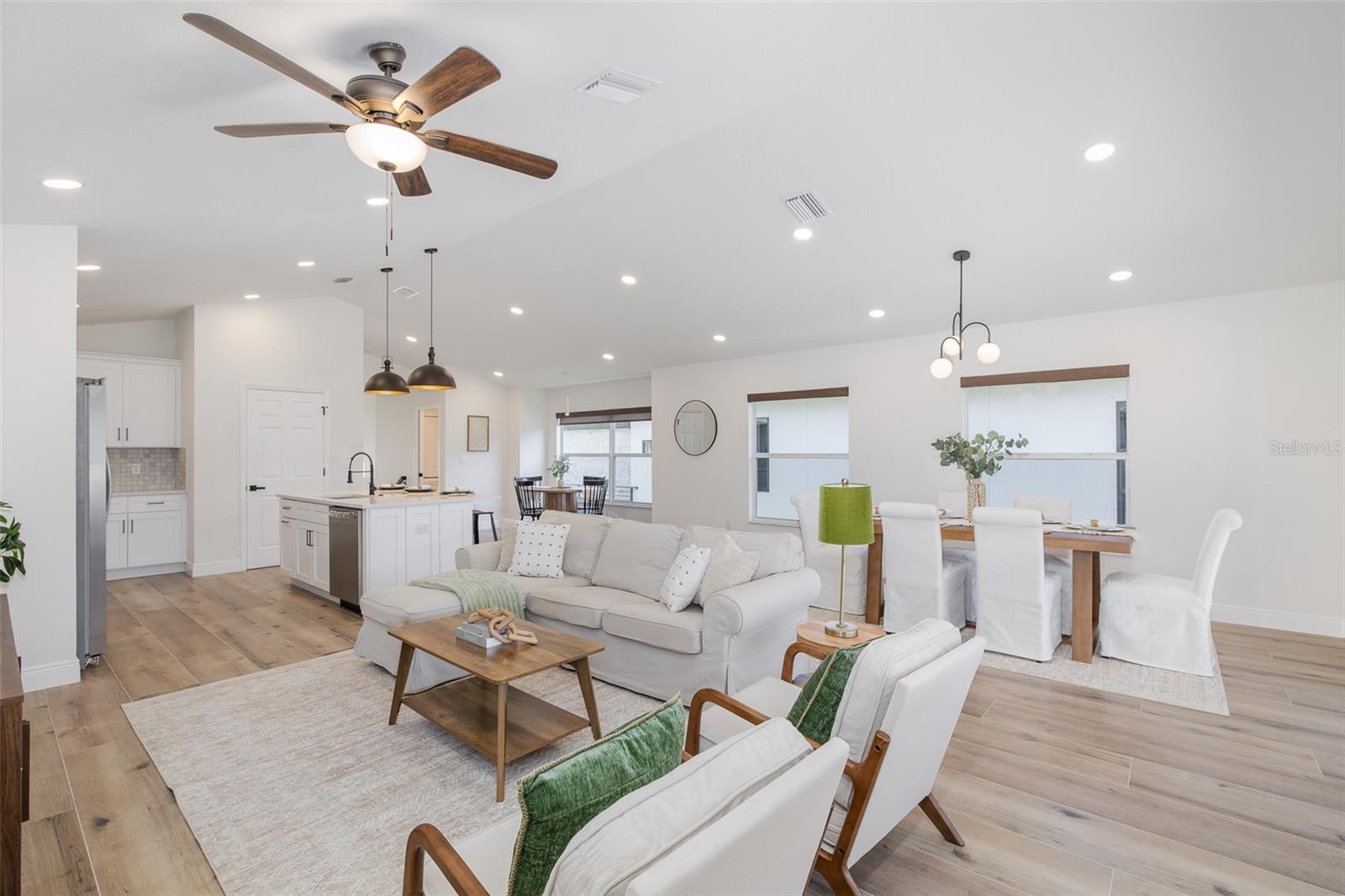 SEA COLONY AT GULF LANDINGS PH 02 - Residential