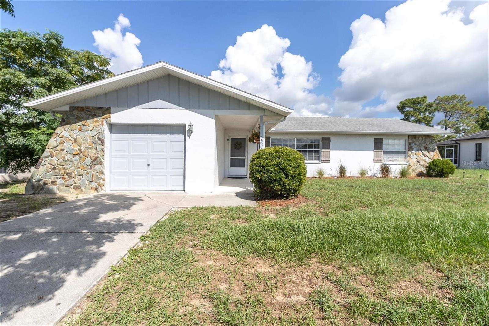 SPRING HILL - Residential