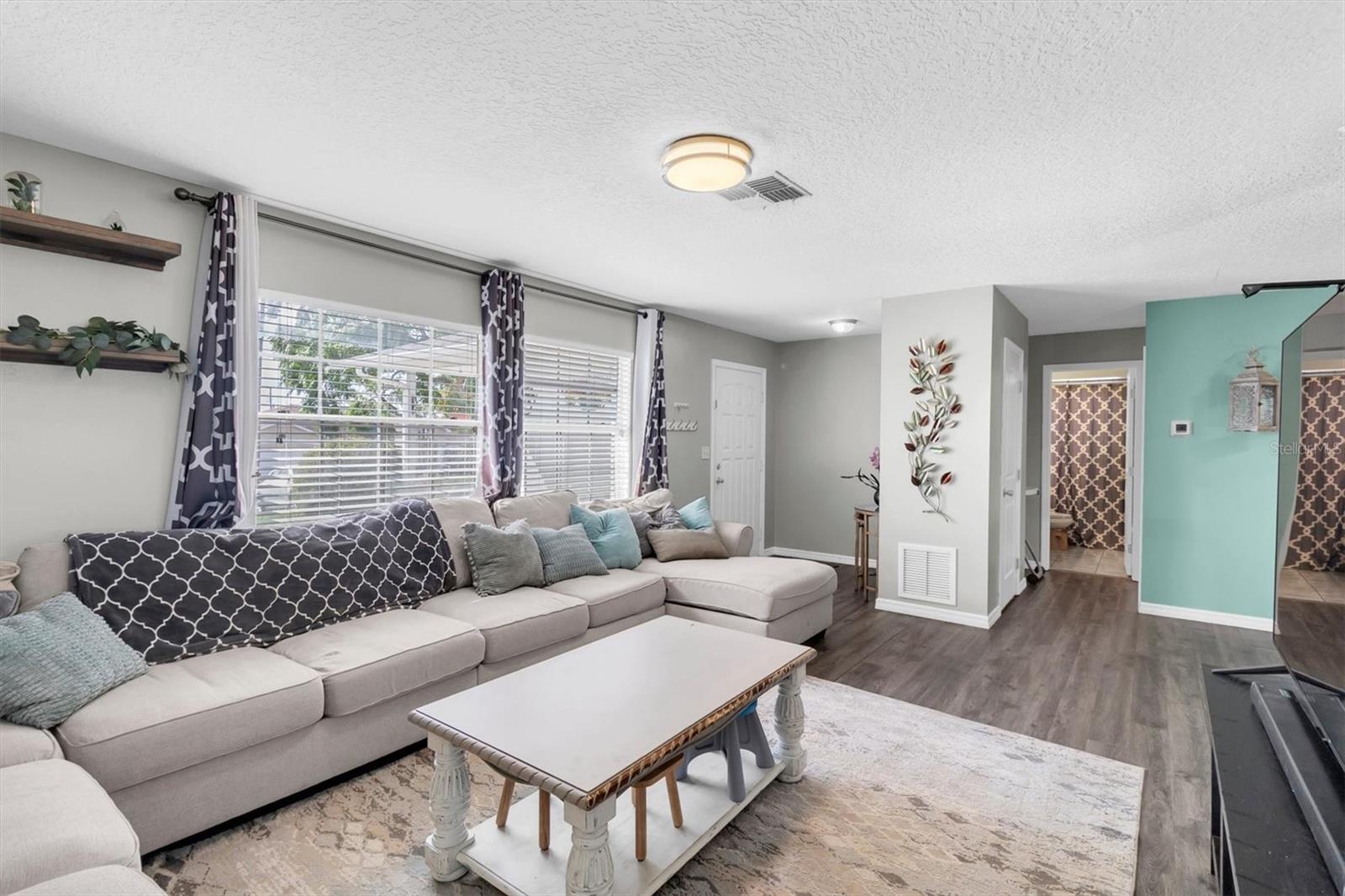 SPRING HILL - Residential