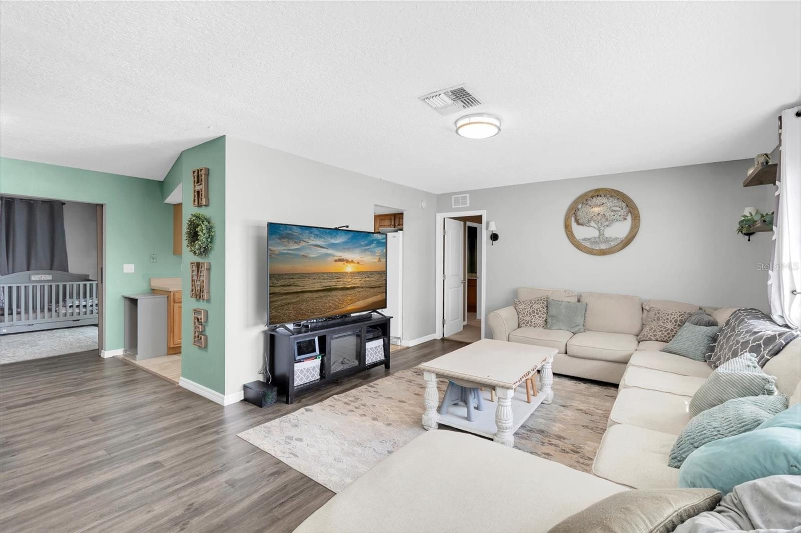SPRING HILL - Residential