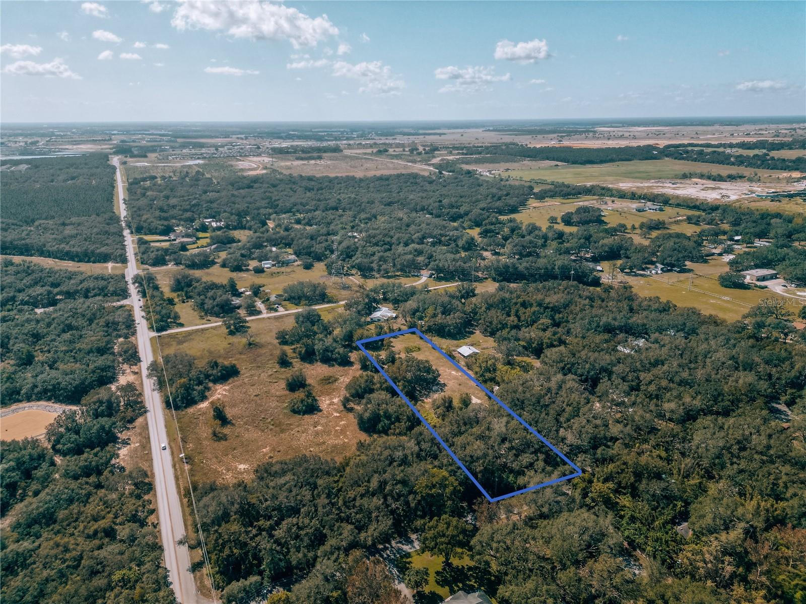 LAKE AVALON GROVES REP - Residential