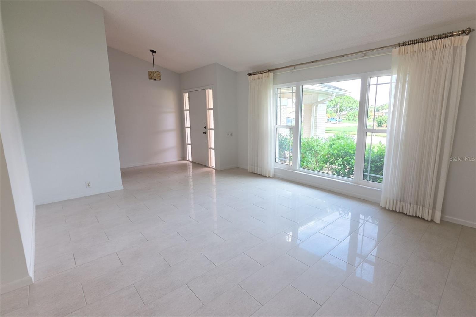 FAIRWAY SPGS - Residential