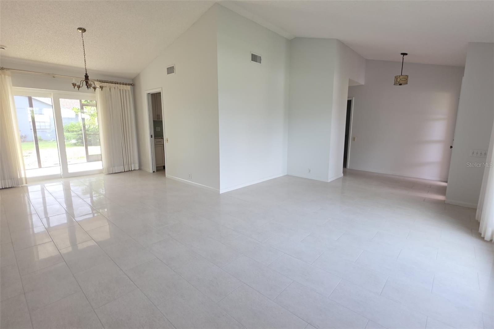 FAIRWAY SPGS - Residential