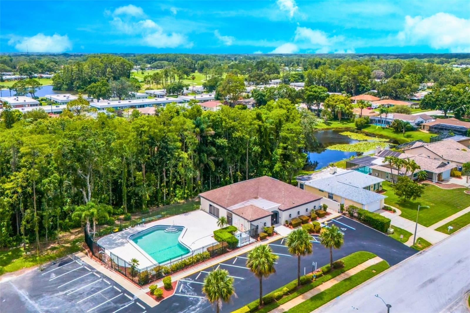 FAIRWAY SPGS - Residential