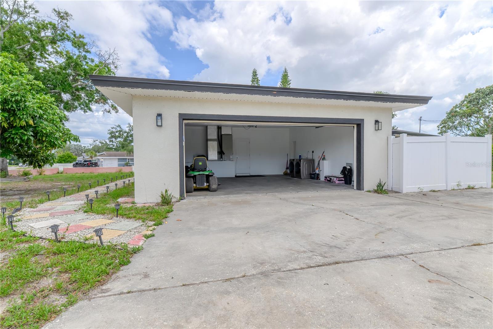 OAK ACRES - Residential