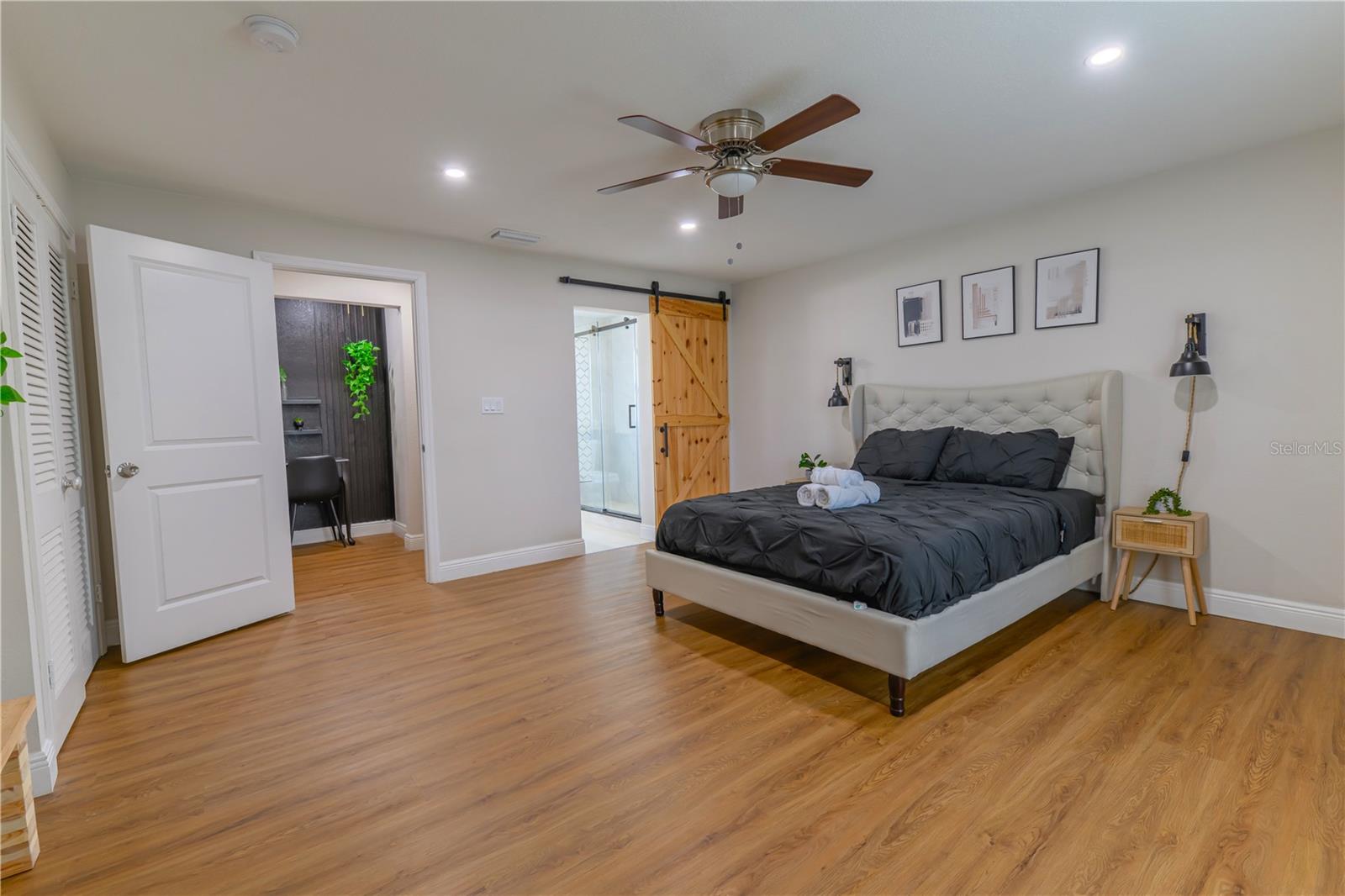 OAK ACRES - Residential