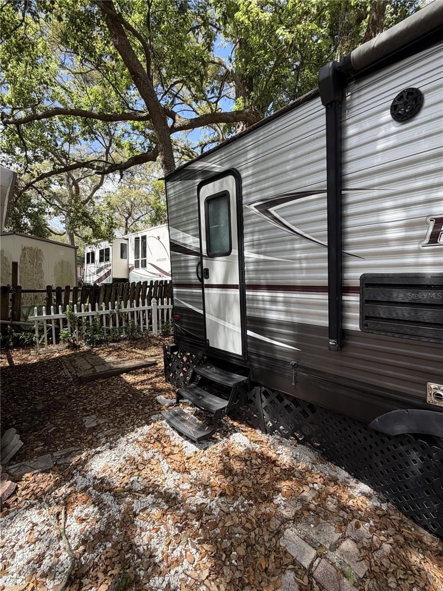 YOGI BEARS JELLYSTONE PARK 2A CO - Residential