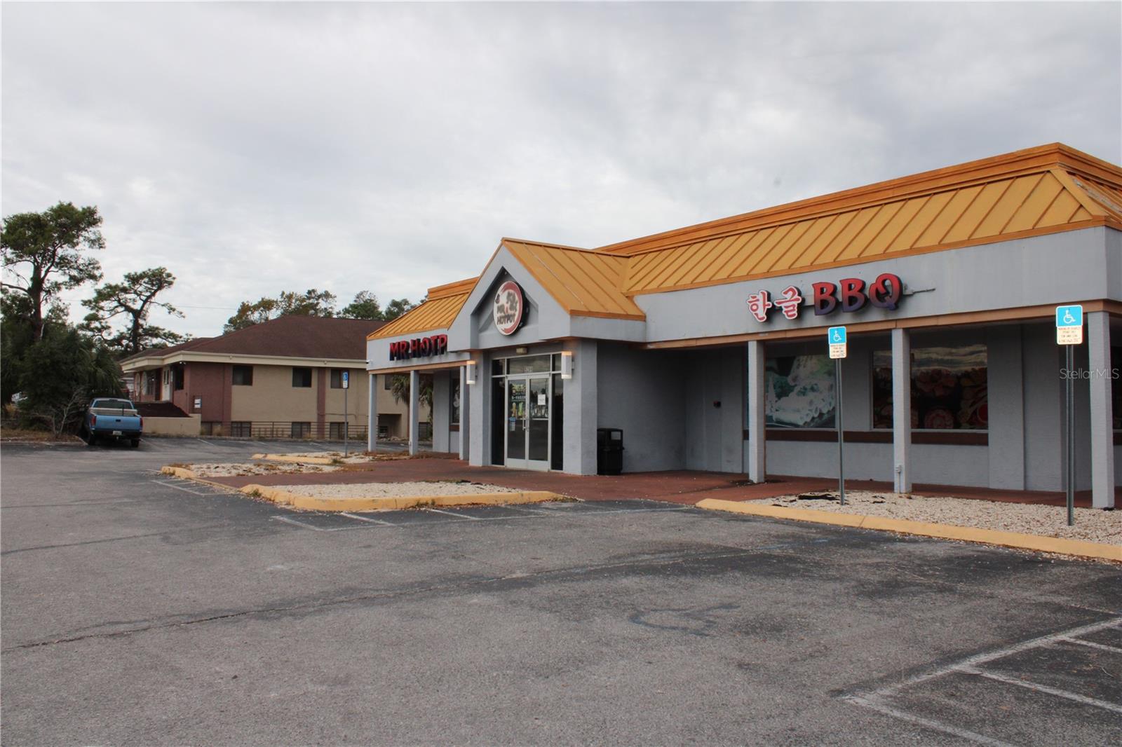 RIVER COUNTRY ESTATES - Commercial Sale