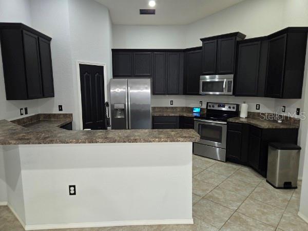 LAKERIDGE ESTATES - Residential Lease