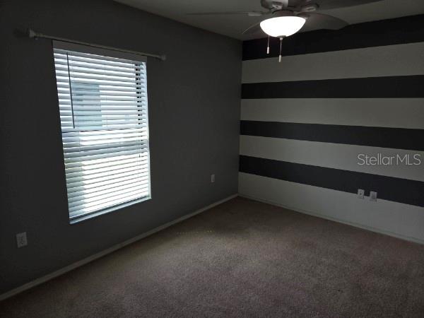 LAKERIDGE ESTATES - Residential Lease