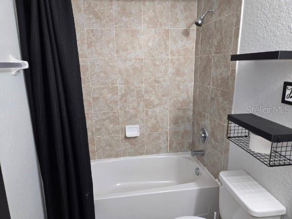 LAKERIDGE ESTATES - Residential Lease