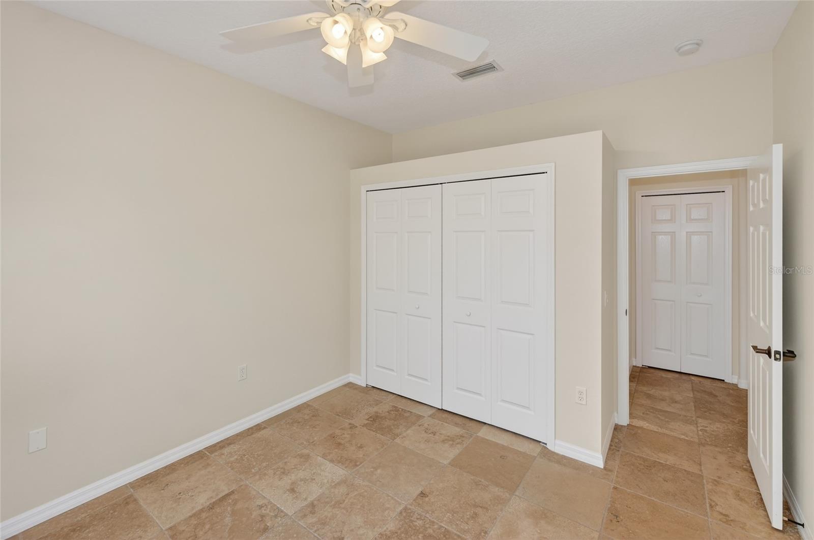 INDIGO RIDGE AT UNIVERSITY PLACE - Residential