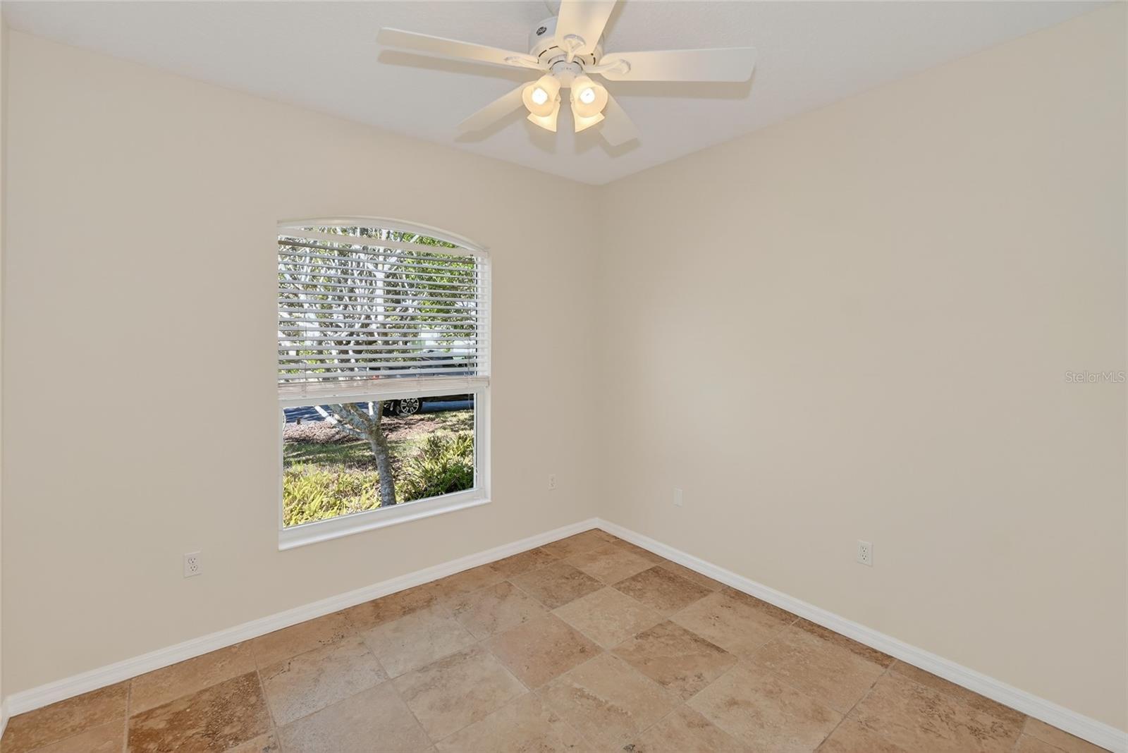 INDIGO RIDGE AT UNIVERSITY PLACE - Residential