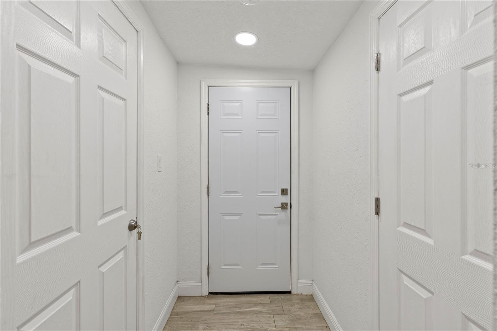 BANZA BANZA - Residential Lease