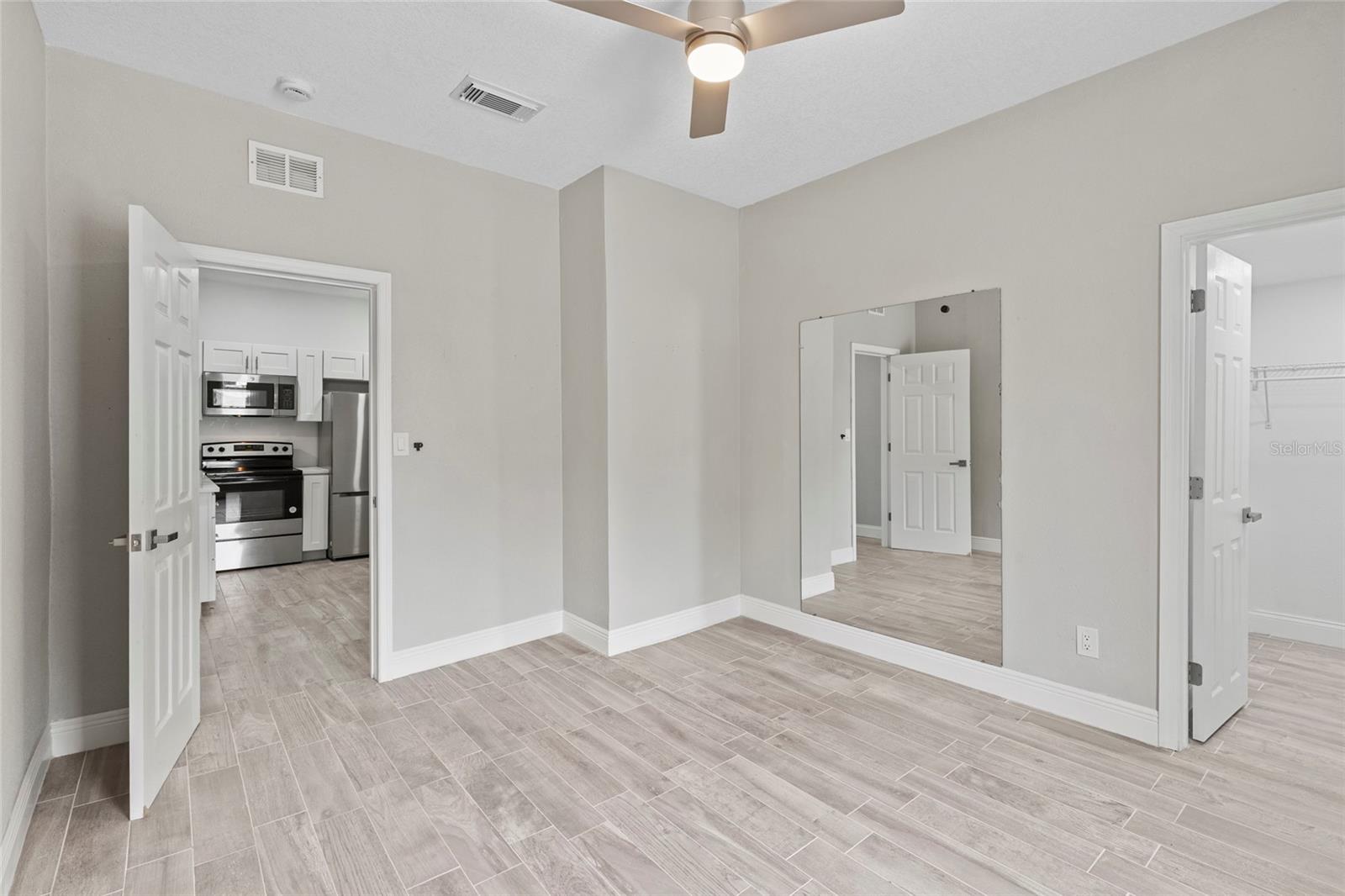 BANZA BANZA - Residential Lease