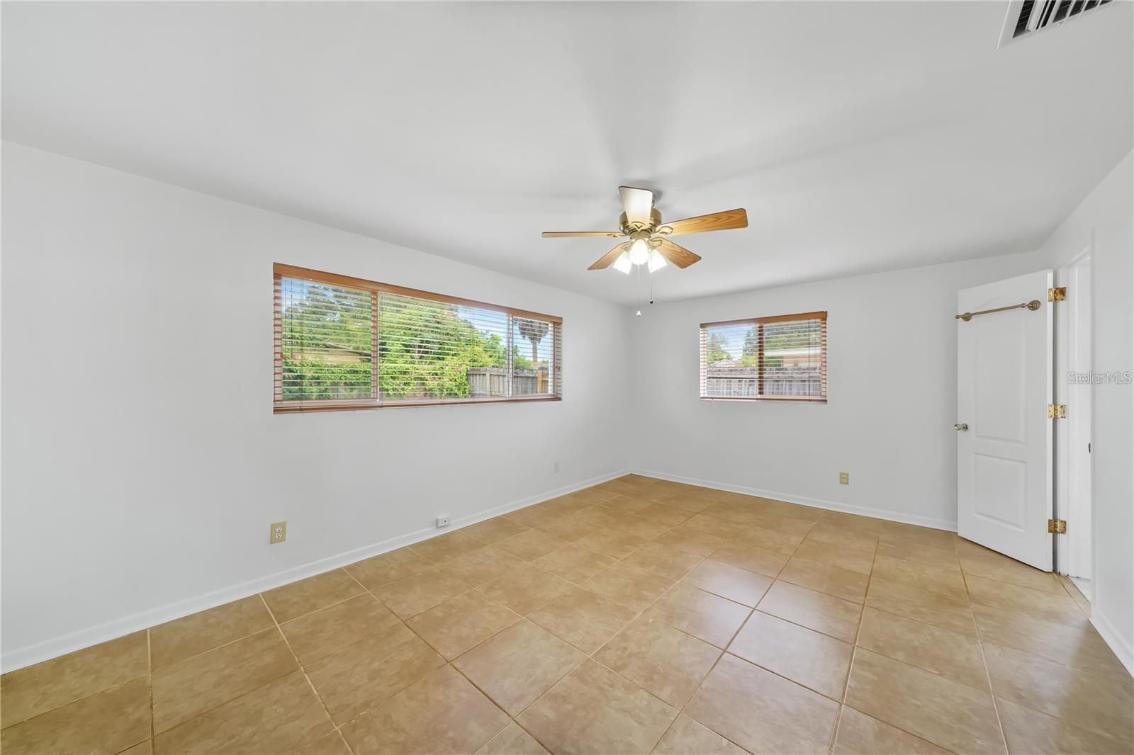 ROSERY GROVE VILLA 2ND ADD - Residential Lease