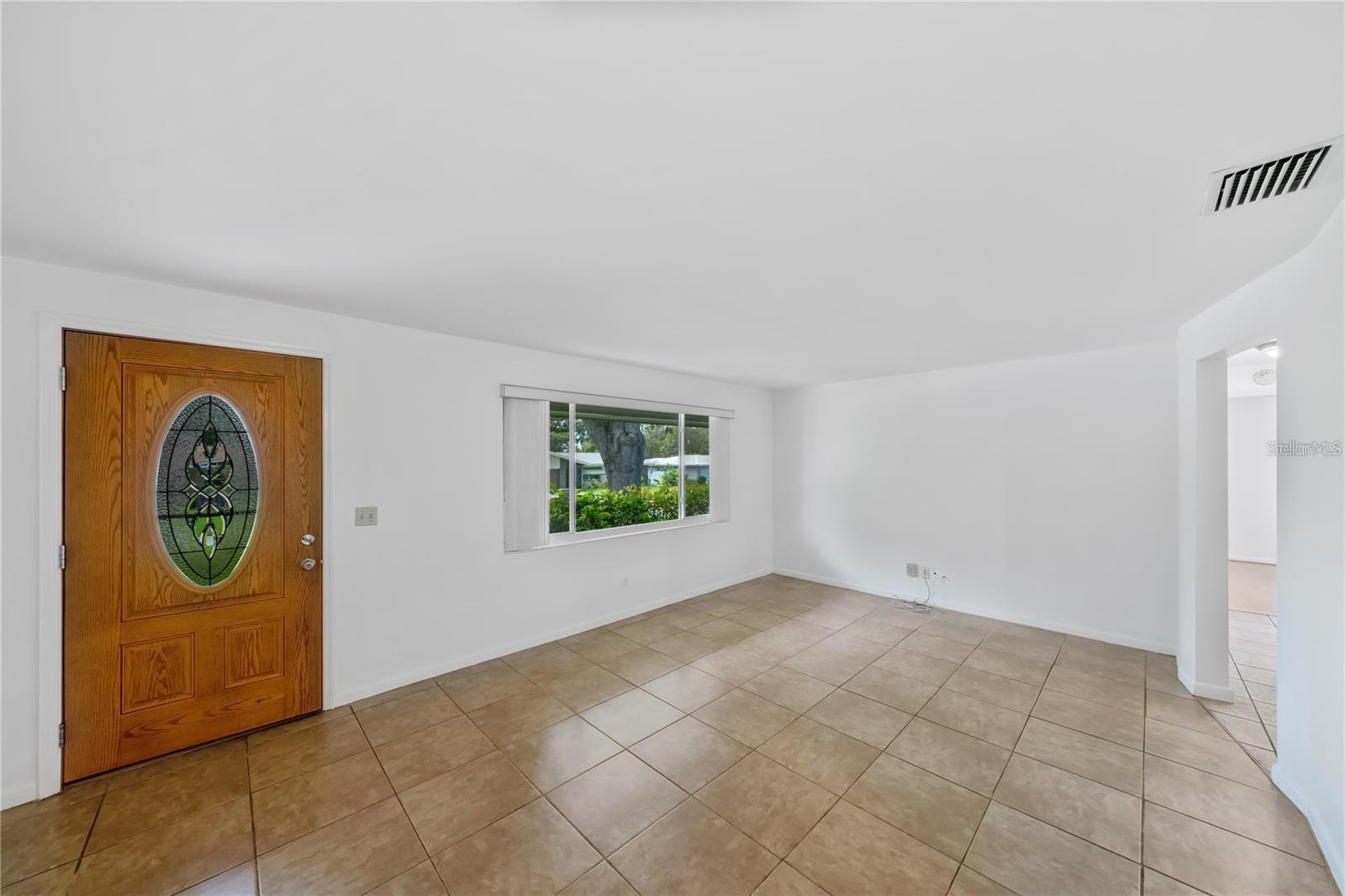 ROSERY GROVE VILLA 2ND ADD - Residential Lease