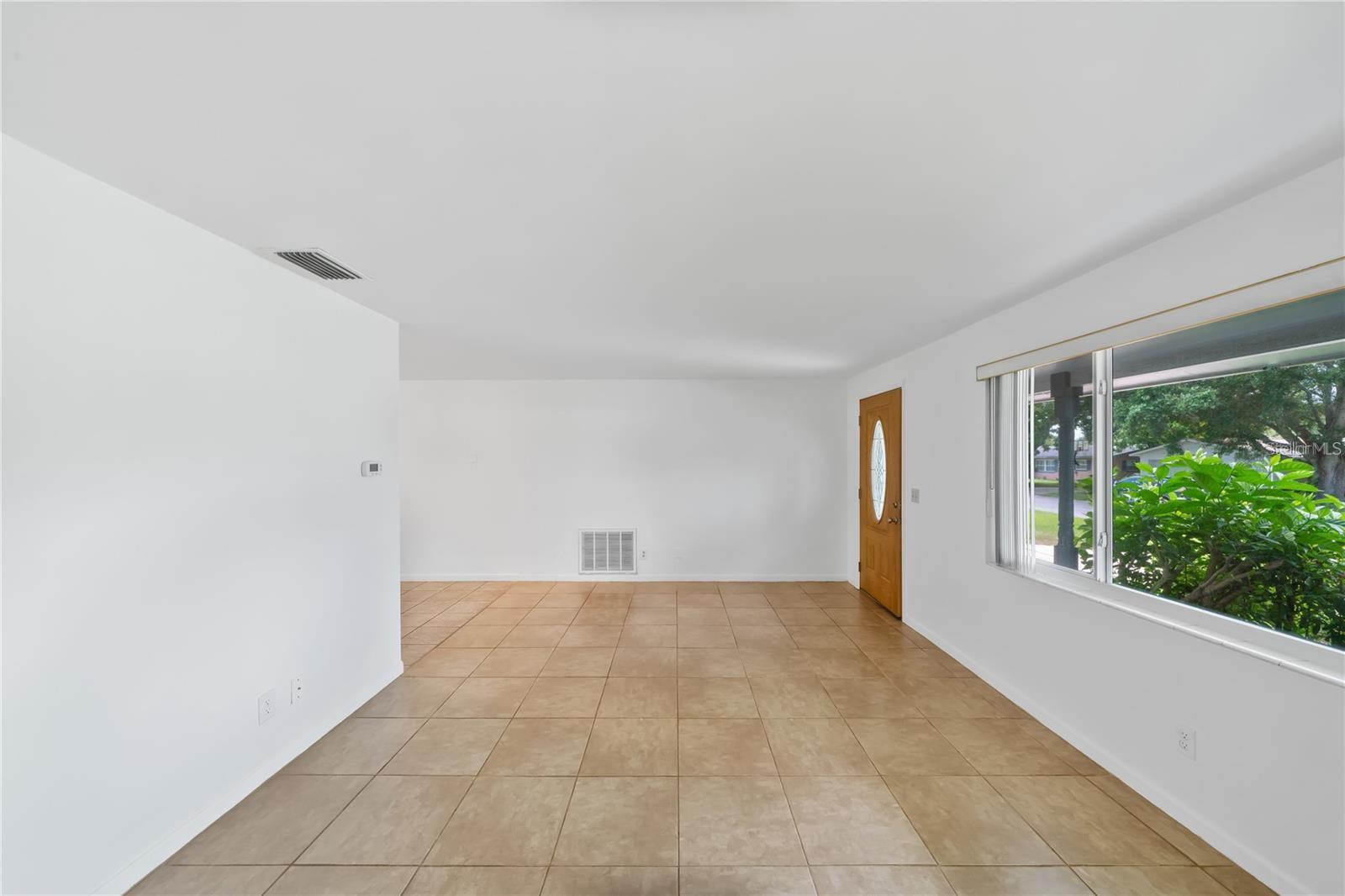 ROSERY GROVE VILLA 2ND ADD - Residential Lease