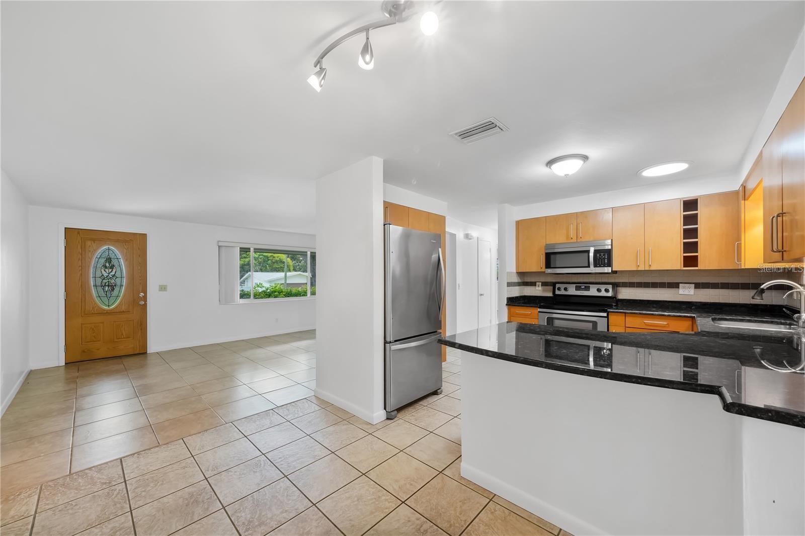 ROSERY GROVE VILLA 2ND ADD - Residential Lease