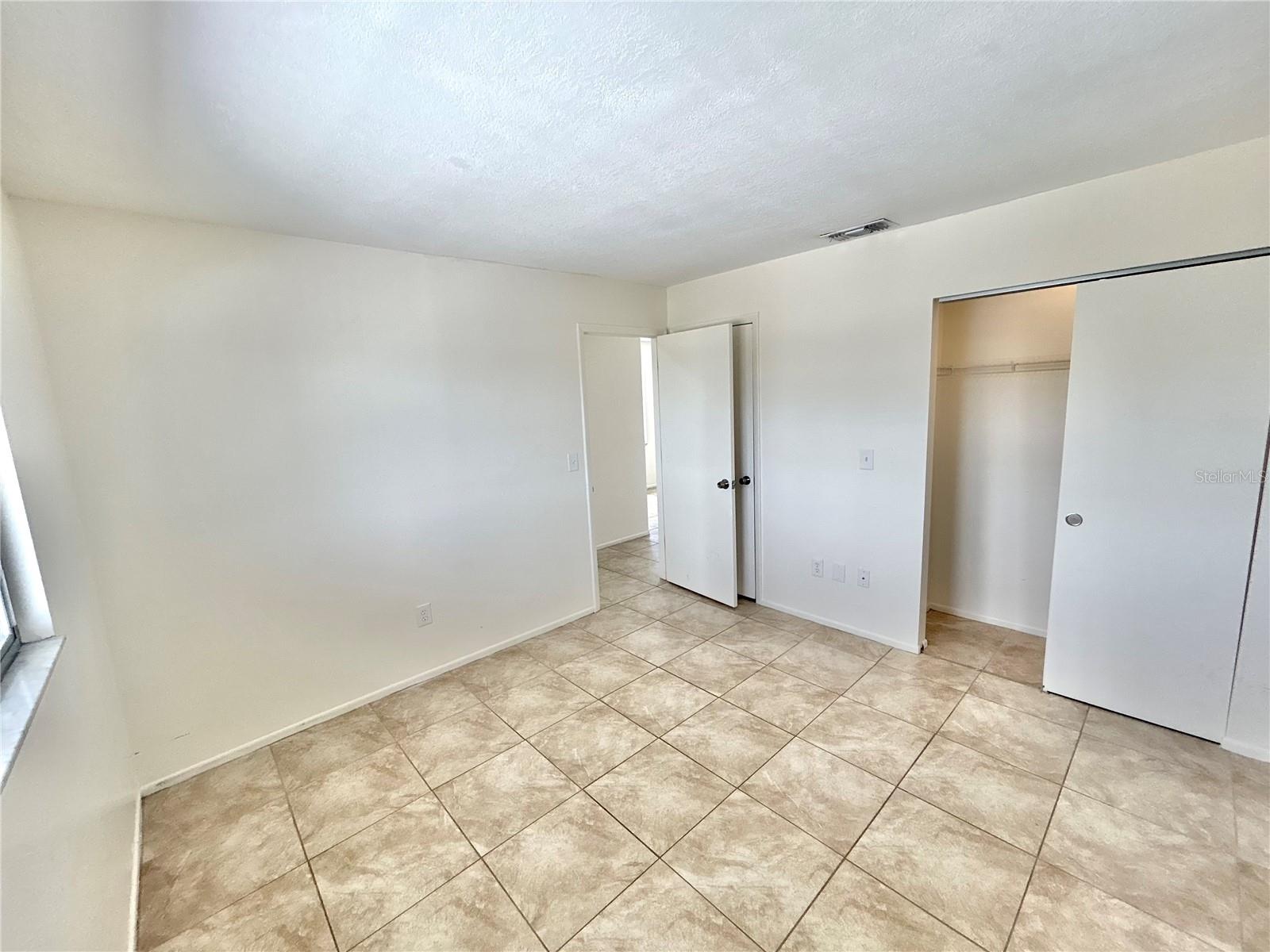 CORTEZ GARDENS FIRST SEC - Residential Lease