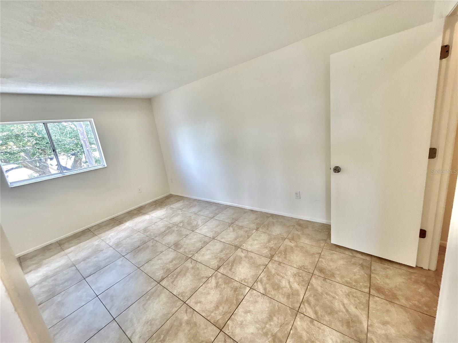 CORTEZ GARDENS FIRST SEC - Residential Lease