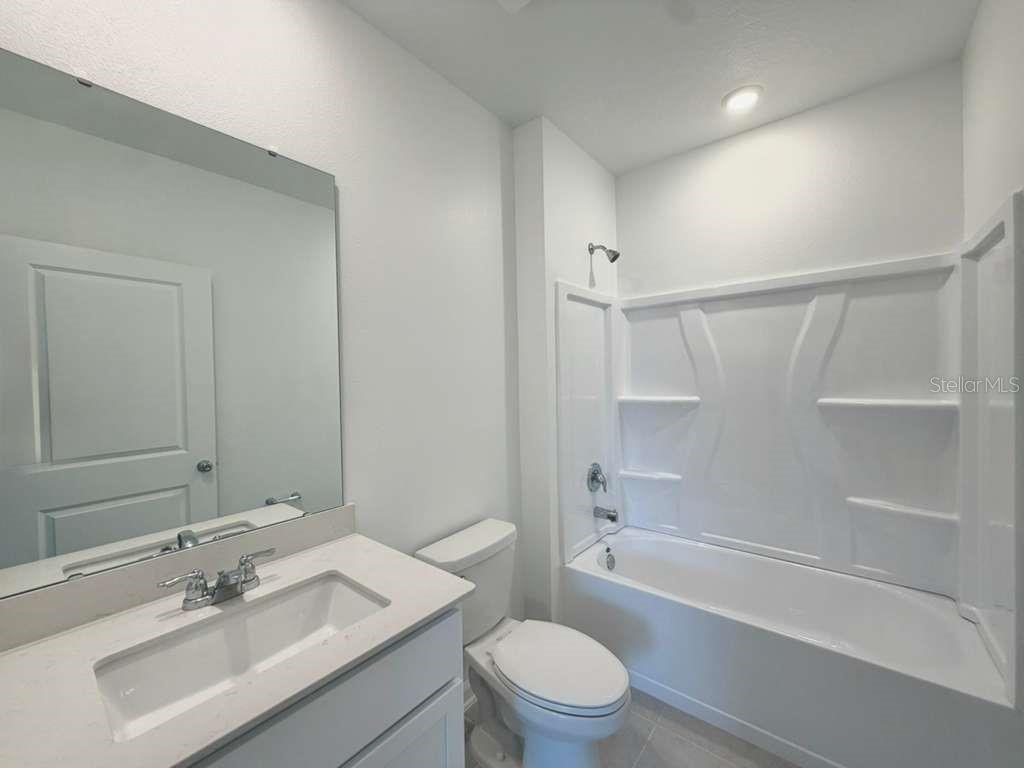HUNT CLUB GROVES 40S - Residential